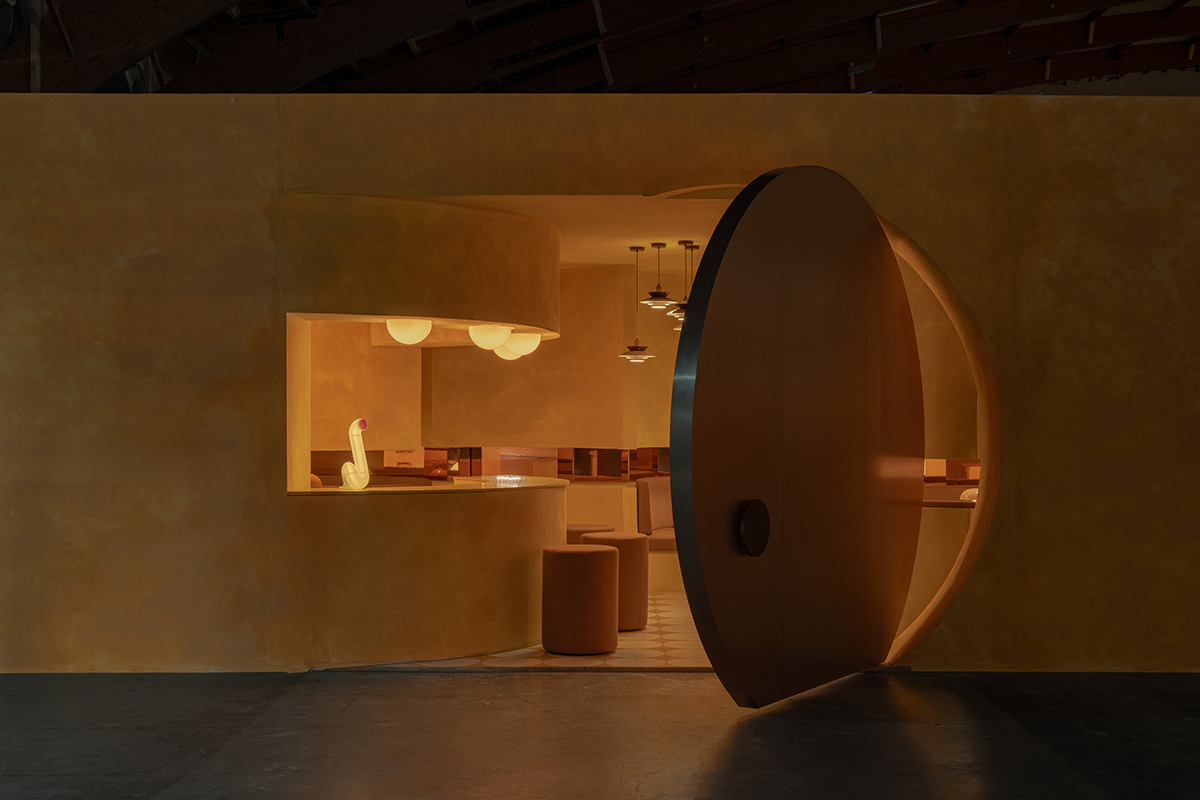 1º PREMIO AL ESPACIO MÁS VOTADO POR EL PÚBLICO